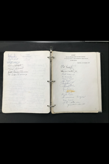 Livre de signatures 1946-1962 (8)