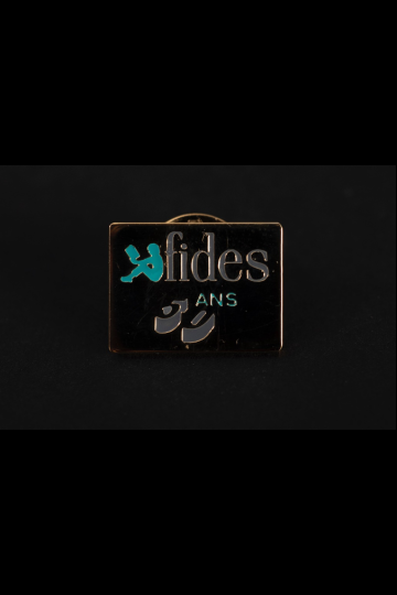 Épingles du 50e anniversaire de Fides (2)